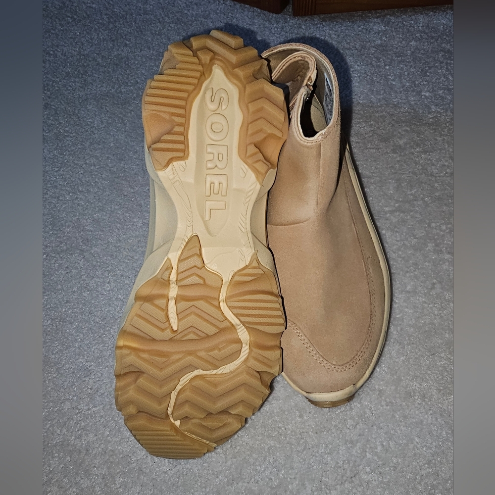 Sorel kinetic waterproof boot - Picture 2 of 4